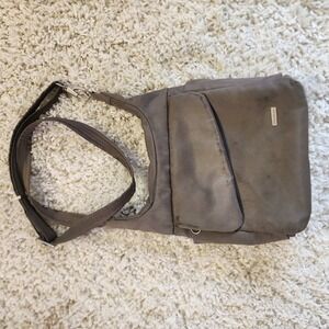 Travelon Anti-Theft Crossbody Bag Purse‎ Shoulder Travel Everyday Brown
